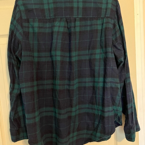 Old Navy Relaxed Classic Flannel Plaid Button Down Shirt - Picture 2 of 4